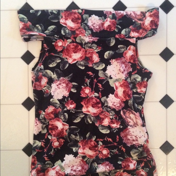 Floral top