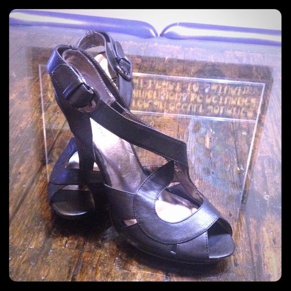 Black heels