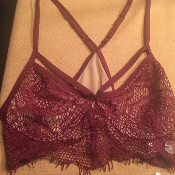 ❤️RESERVED NWT Red Lace Bralette for Ash❤️