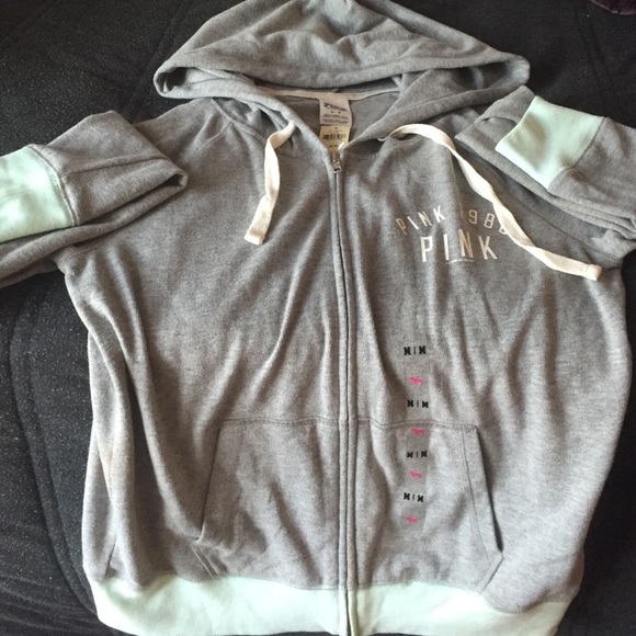 NWT Victoria's Secret Pink Sweatshirt