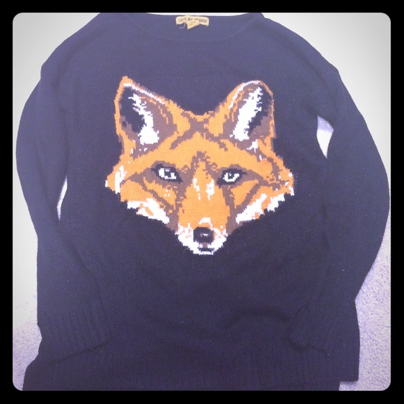 Fox sweater