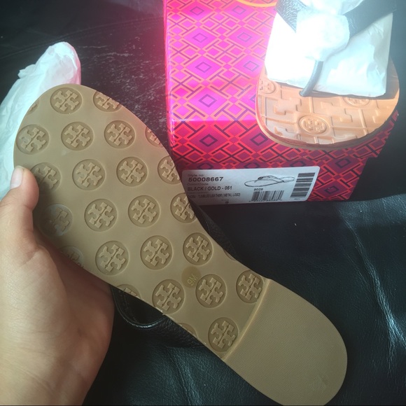 SOLD ☑️Tory burch black/gold sandals - Picture 3 of 4