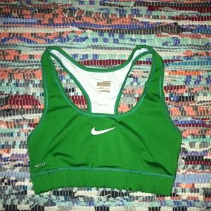 NIKE SPORTS BRA