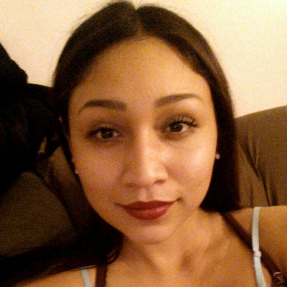 Meet your Posher, Jesenia - Picture 1 of 1