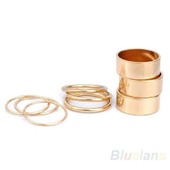 9 pc knuckle gold ring set - Picture 2 of 3