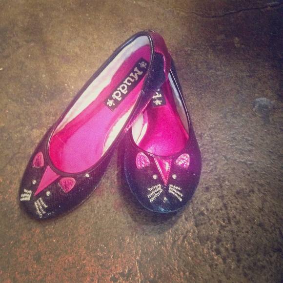Never worn flats