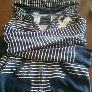 American Eagle fleece sweatshirt