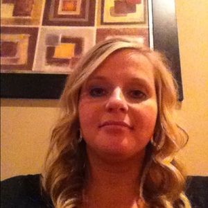 Meet your Posher, Leah
