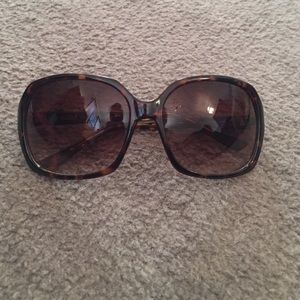 Steve Madden tortoise sunglasses