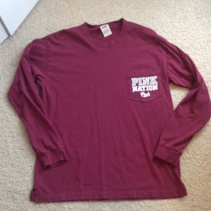Long sleeve maroon VS shirt