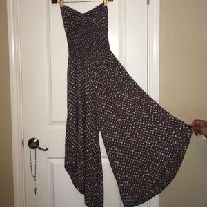 Super cute jump suit