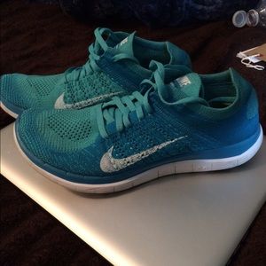 Nike free flynit 4.0