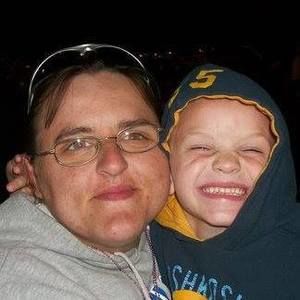 Meet your Posher, April