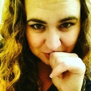 Meet your Posher, Abigail