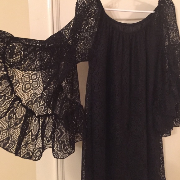 Black lace dress