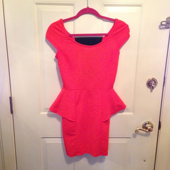 Red/orange peplum dress