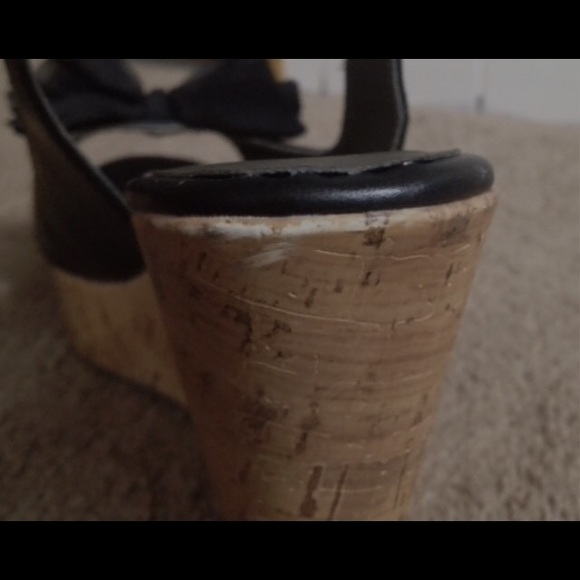 Black wedges with a bow - Picture 4 of 4