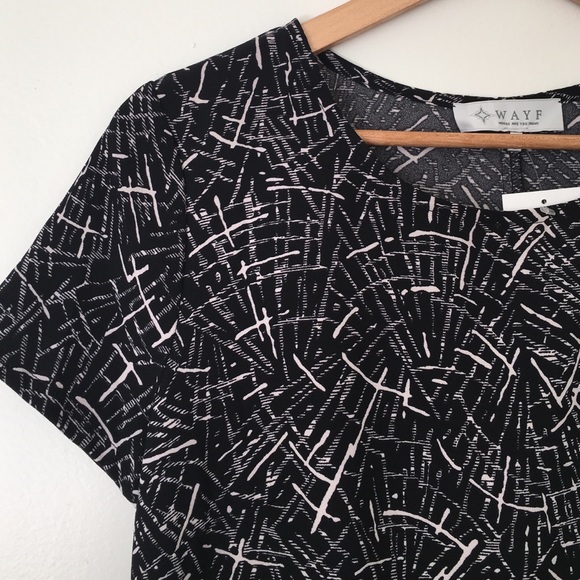 WAYF Shift Dress - Picture 2 of 3