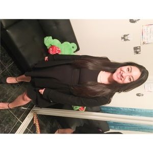 Meet your Posher, Angie