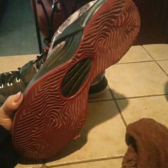 KD Customized Nikes - Picture 3 of 3