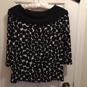 Rafaella, P-medium, cream with black circle top