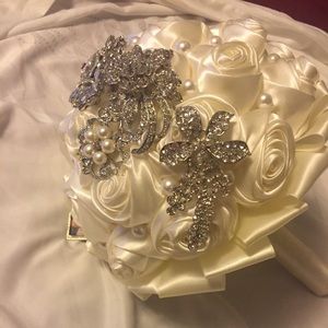Ivory handmade  Bridal /wedding Bouquet