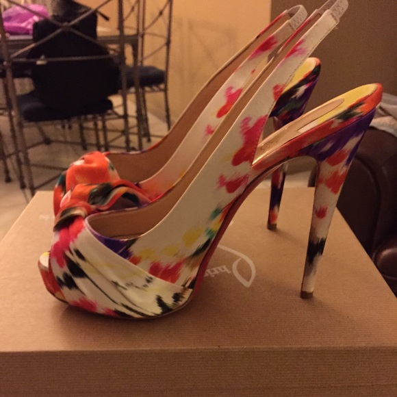 39.5 Christian Louboutin Vendome Shoes