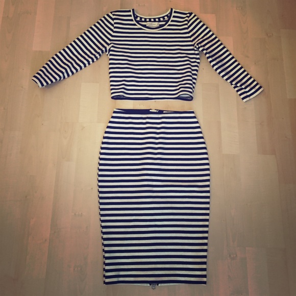 Abercrombie & Fitch Dresses & Skirts - Two Piece Striped Dress