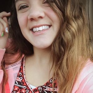 Meet your Posher, Briana