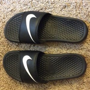Nike slides