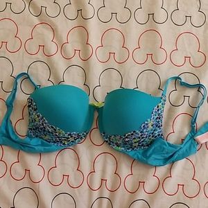 Victoria's Secret push up bra