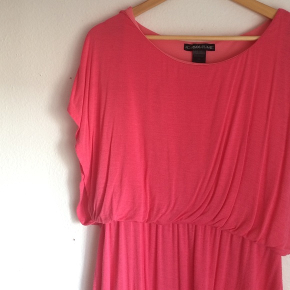 Pink Dress - Picture 3 of 3