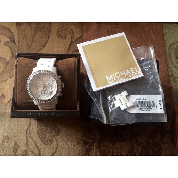 Michael Kors White Ceramic Women's Watch / MK5188 - Picture 3 of 4