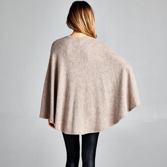 1DAYSALE "Beyond the Stars" Cape Poncho Top - Picture 3 of 4