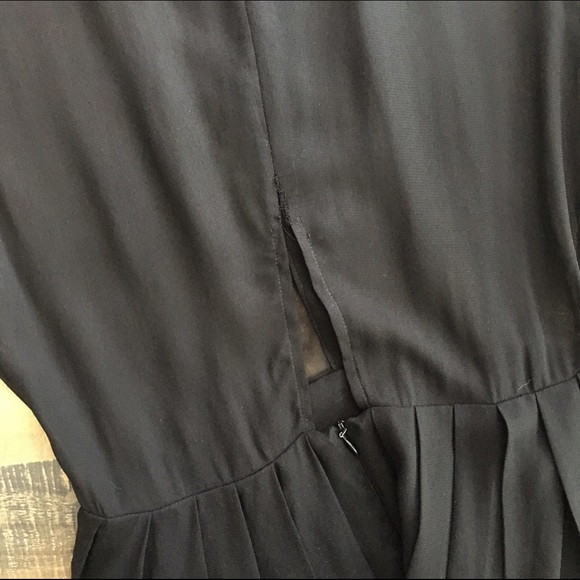 Reformation Elmwood dress . PM Editor pick + HP 🌷 - Picture 4 of 4