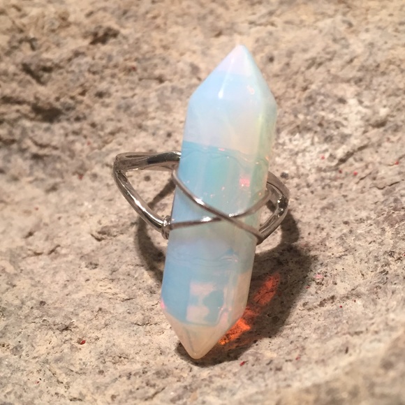 Free People Jewelry - Natural Opal Gemstone Healing Point Ring