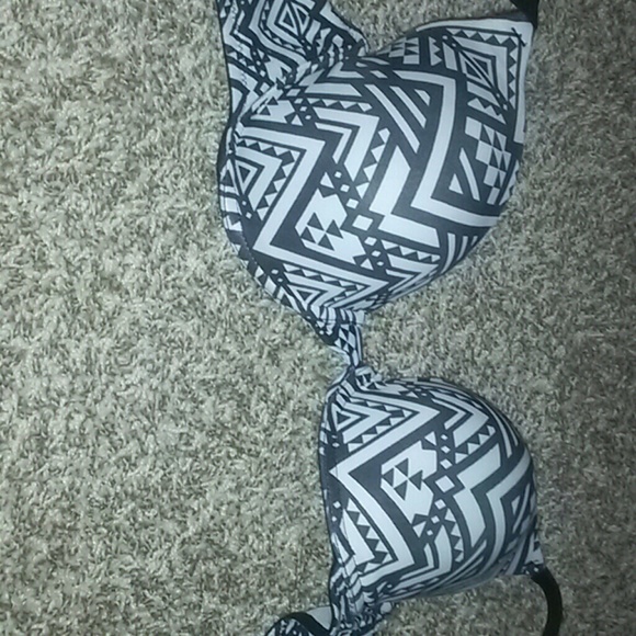 Swap - Picture 4 of 4