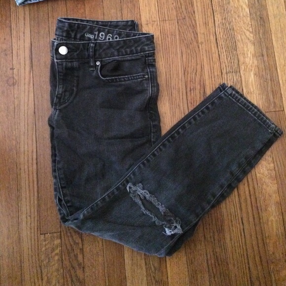 Black distressed jeans