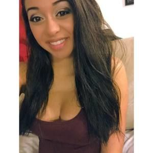 Meet your Posher, Alexis