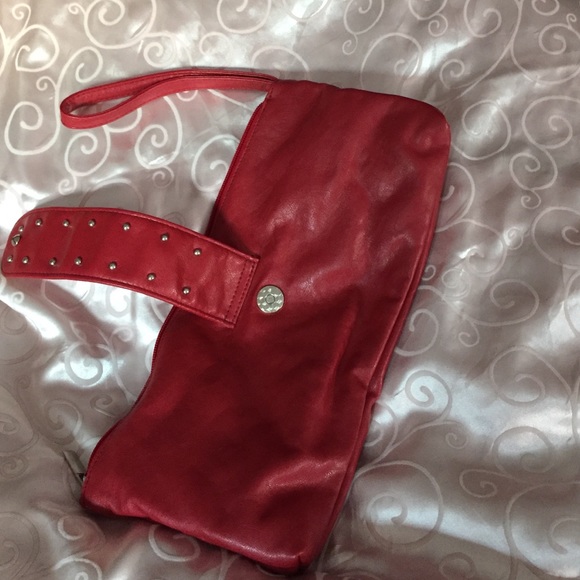 🎉HOST PICK🎉Red studded "bow" purse - Picture 2 of 4