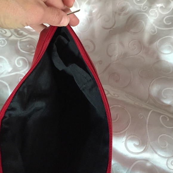 🎉HOST PICK🎉Red studded "bow" purse - Picture 3 of 4