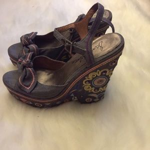 Sam Edelman denim embroidered wedge