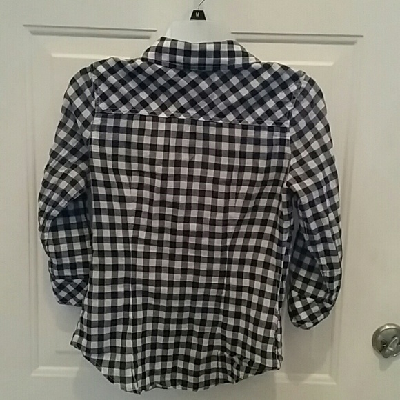 SO PLAID 🖤 SHIRT - Picture 3 of 4