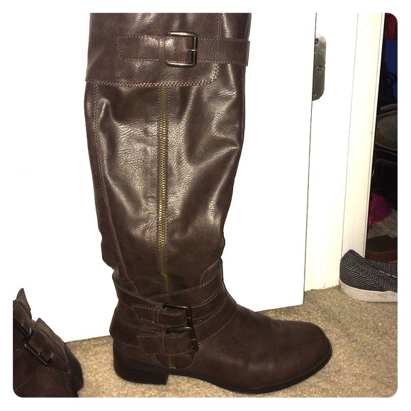 Adorable riding boots