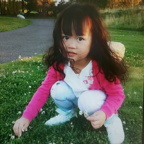 Meet your Posher, Emmy - Picture 3 of 4