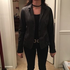 Vince leather blazer. Black.