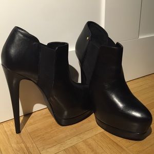 Steve Madden Marteeni Black Pump