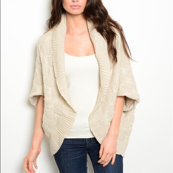 Beige cocoon sweater NWT-Retail O/S