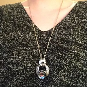 Gorgeous Blue Pendant Necklace