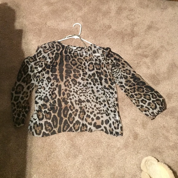 Semi open back top cheetah print